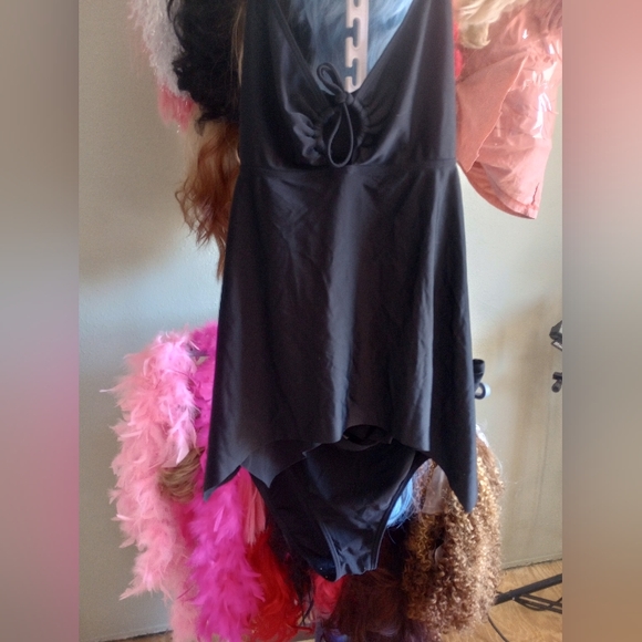 3 CUTE SUMMER OUTFITS SIZE 1X (5-72) - Picture 4 of 5